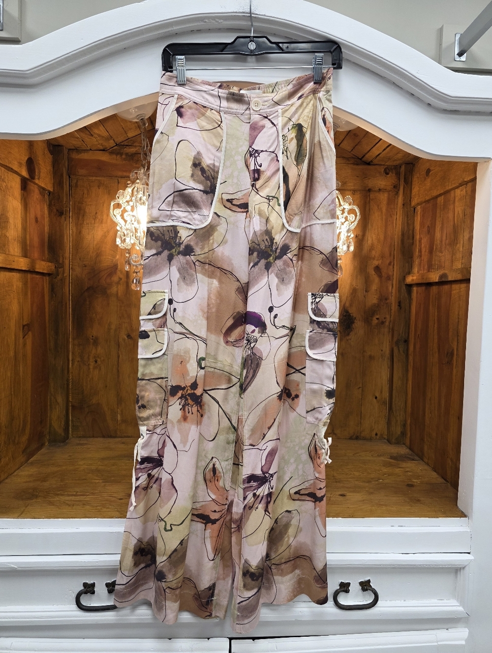Anthropologie Floral Wide Leg Pants | Size 6 | Boho Cargo Utility Pants - Picture 2 of 13